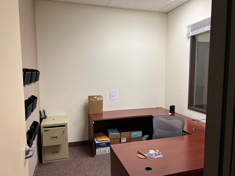 More Photos Of 5096 W Post Rd, Las Vegas Office Residential For Sale