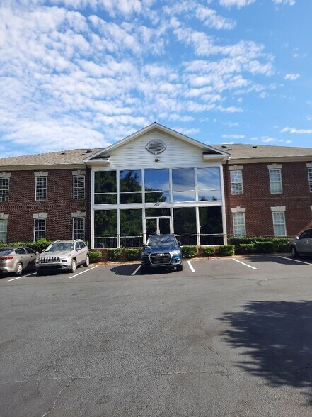 More Photos Of 8410 Falls Of Neuse Rd, Raleigh Unknown For Lease