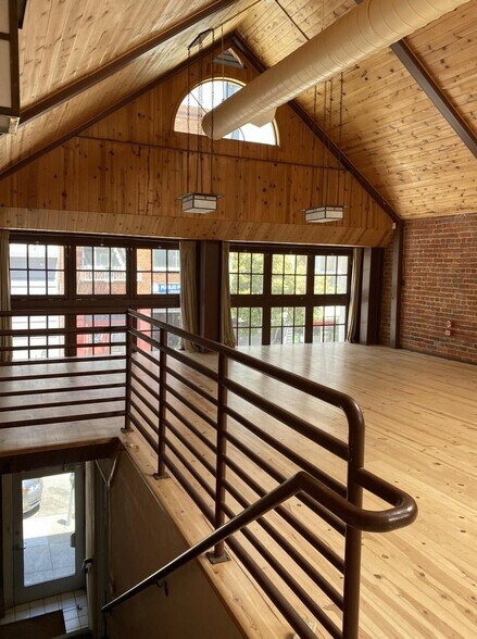 More Photos Of 1465 Bush St, San Francisco Office For Lease