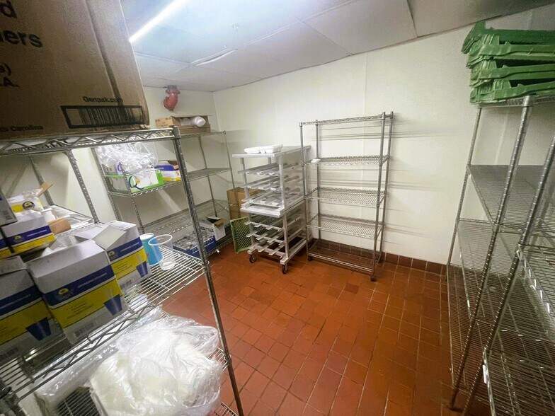 More Photos Of 1700 US-280, Phenix City Hotel For Sale