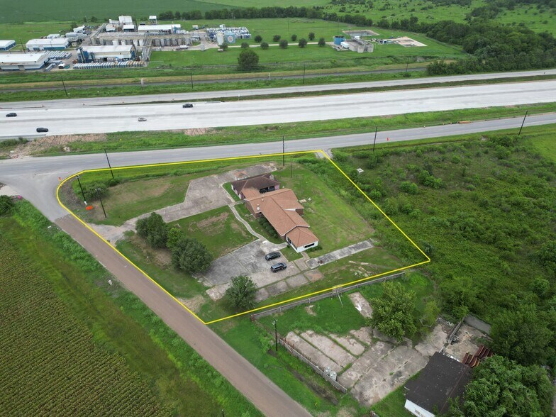 More Photos Of 0 Hwy 59, East Bernard Storefront Retail Office For Sale