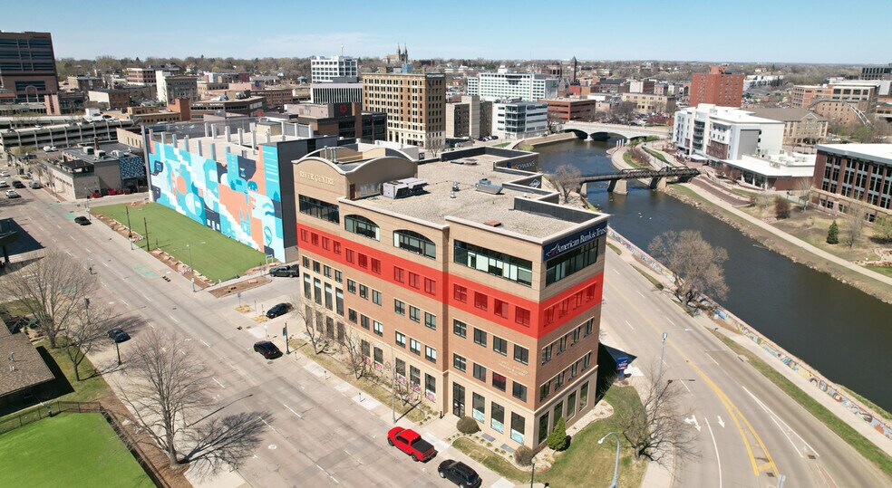 More Photos Of 200 E 10th St, Sioux Falls Office For Lease