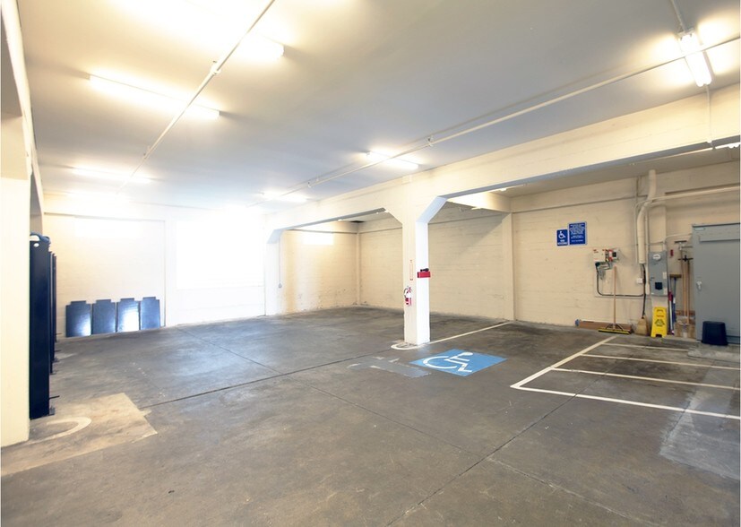 More Photos Of 599 Bridgeway, Sausalito Office For Lease