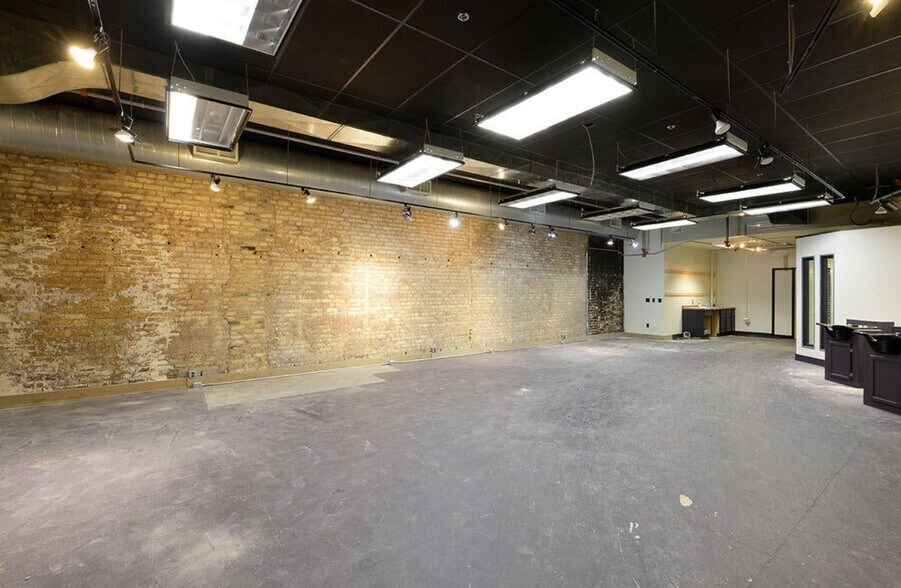 More Photos Of 222 N Broadway, Fargo Storefront Retail Office For Lease