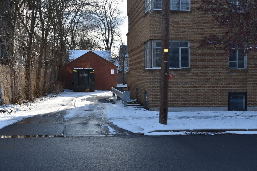 More Photos Of 162 Chapin St, Binghamton Apartments For Sale