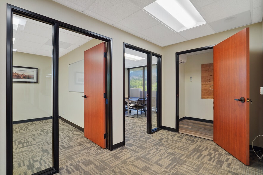 More Photos Of 30423 Canwood St, Agoura Hills Office For Sale