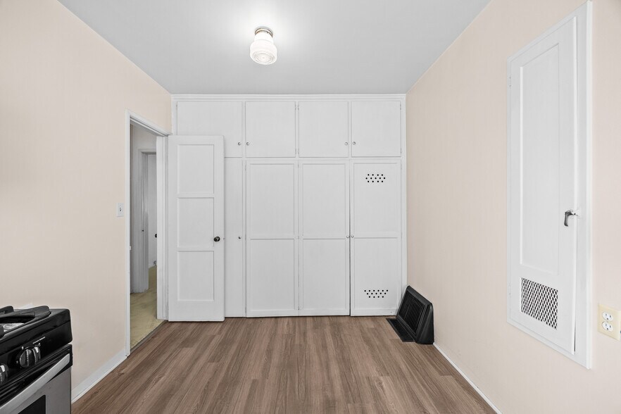 More Photos Of 1047 N San Gabriel Ave, Azusa Apartments For Sale