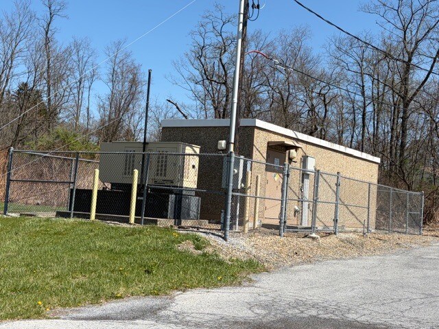 More Photos Of 631 Lamberd Ave, Johnstown Warehouse For Sale