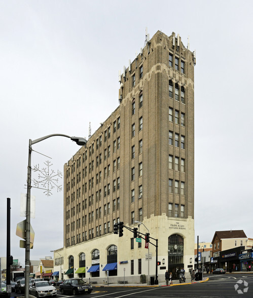 Primary Photo Of 2 Broad St, Bloomfield Office For Lease