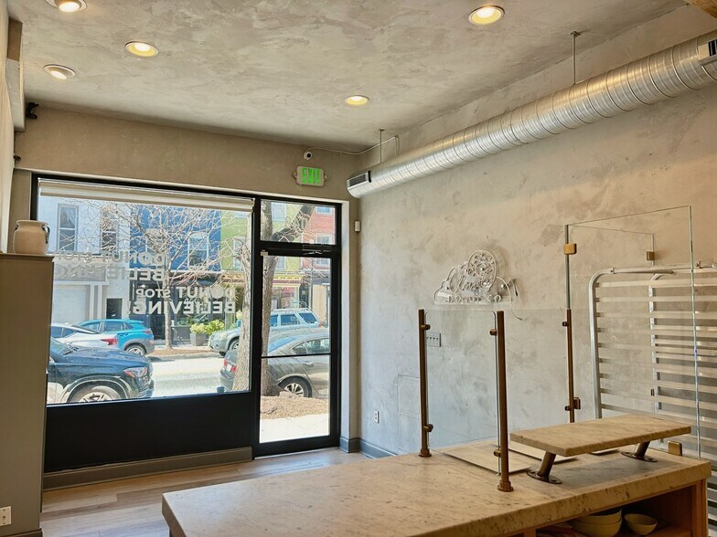 More Photos Of 1049 S Charles St, Baltimore Storefront Retail Residential For Sale