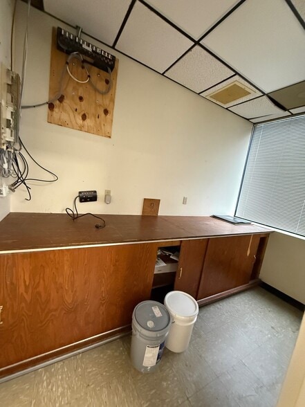 More Photos Of 22335 Exploration Dr, Lexington Park Office For Sale