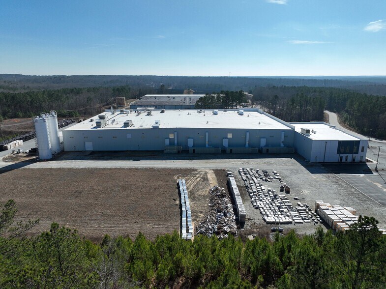 More Photos Of 260 Midway Dr, Union Manufacturing For Lease