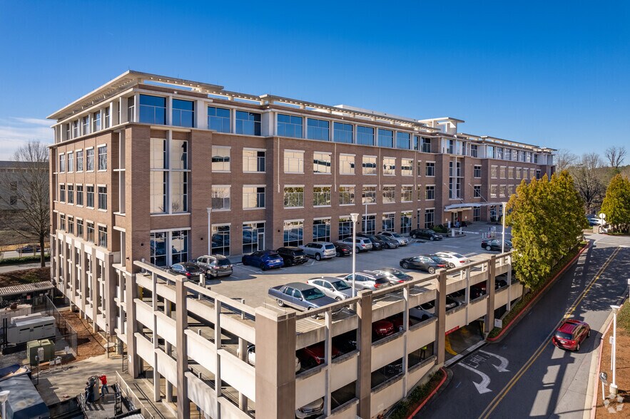 More Photos Of 5445 Meridian Mark Rd, Atlanta Medical For Lease