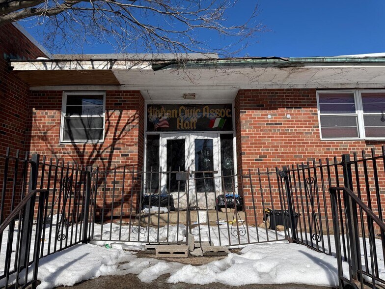 More Photos Of 208 N 5th Ave, Mount Vernon Specialty For Sale