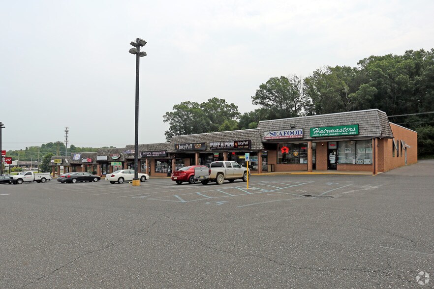 More Photos Of 2001 College Dr, Clementon Restaurant For Sale