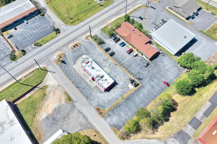 More Photos Of 1102 W Spring St, Monroe Restaurant For Sale