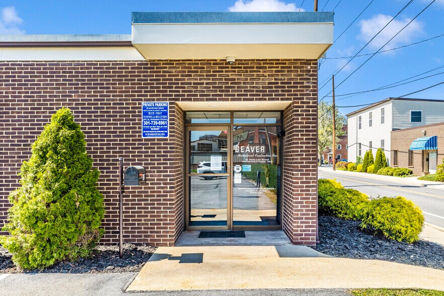 More Photos Of 61 W Lee St, Hagerstown Warehouse For Sale