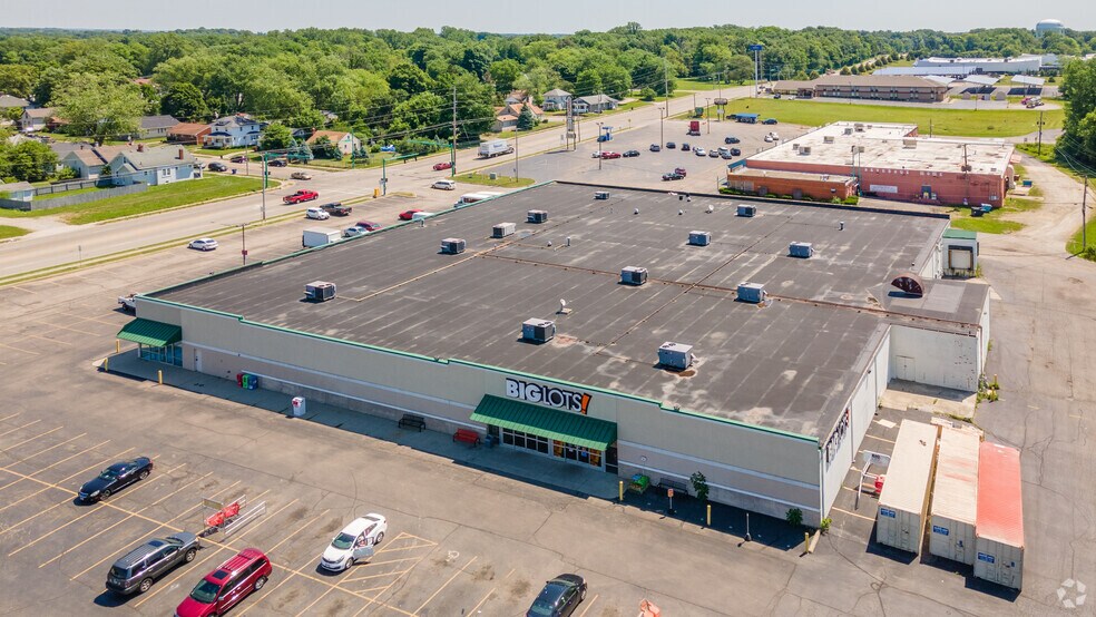 More Photos Of 195-205 E Leffel Ln, Springfield Freestanding For Lease