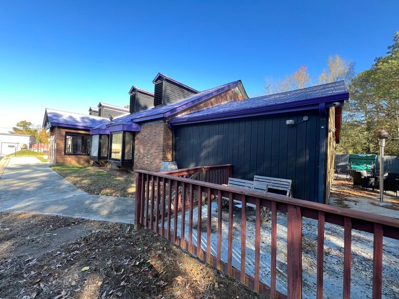 More Photos Of 2845 Mountain Industrial Blvd, Tucker Restaurant For Lease