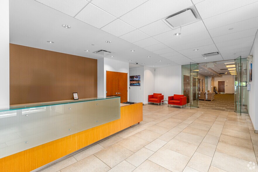 More Photos Of 402-404 Lippincott Dr, Marlton Medical For Sale