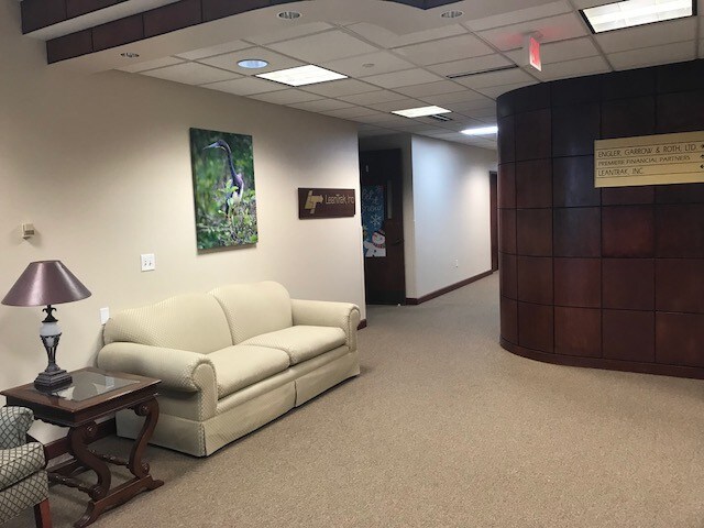 More Photos Of 1645 Indian Wood Cir, Maumee Office For Lease