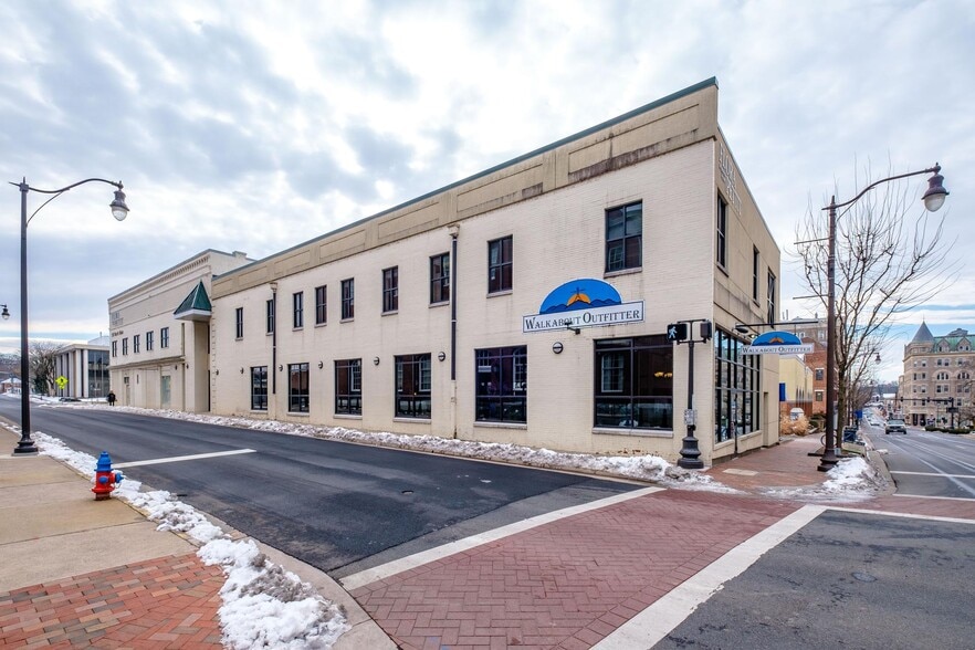 Primary Photo Of 90 N Main St, Harrisonburg Office For Sale
