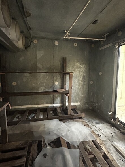 More Photos Of 3827-3831 Main St, College Park Storefront Retail Office For Lease