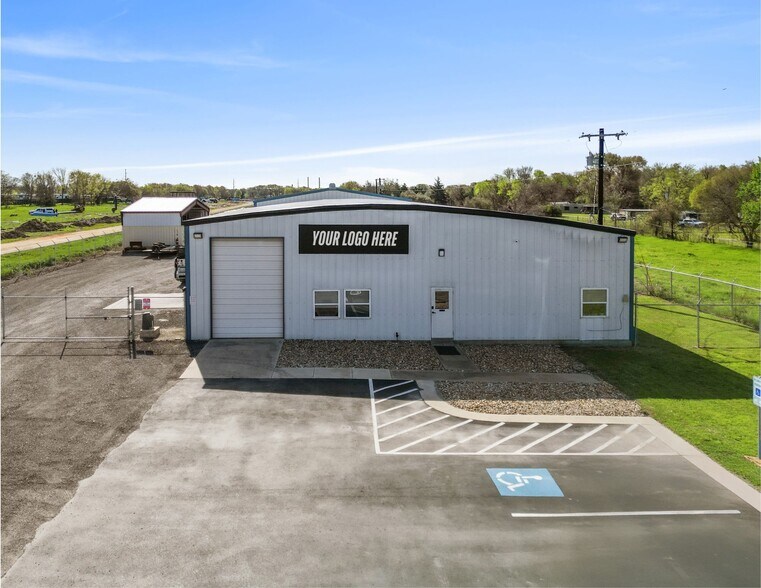 More Photos Of 5710 SH-21, Bryan Manufacturing For Lease