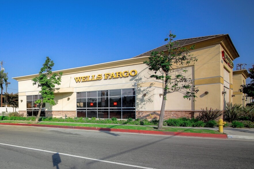 More Photos Of 4135 Pacific Coast Hwy, Torrance Bank For Lease