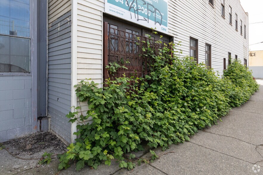 More Photos Of 236 Clark Dr, Vancouver Manufacturing For Lease