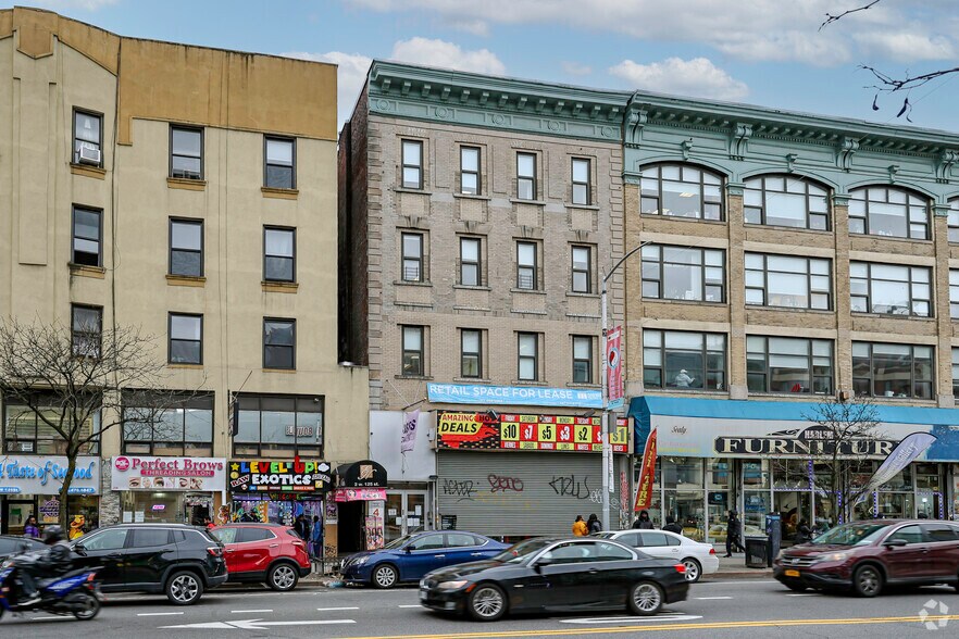 Primary Photo Of 4 W 125th St, New York Office For Lease