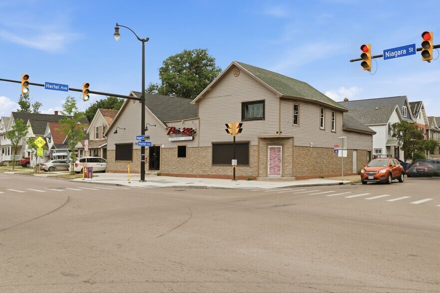 More Photos Of 2081 Niagara St, Buffalo Restaurant For Sale