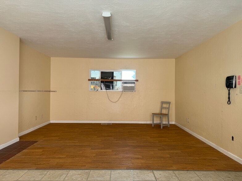 More Photos Of 2330 Prince St, Berkeley Schools For Sale