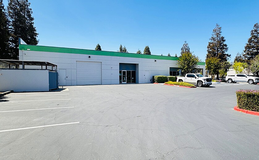 More Photos Of 198 Stauffer Blvd, San Jose Research And Development For Sale