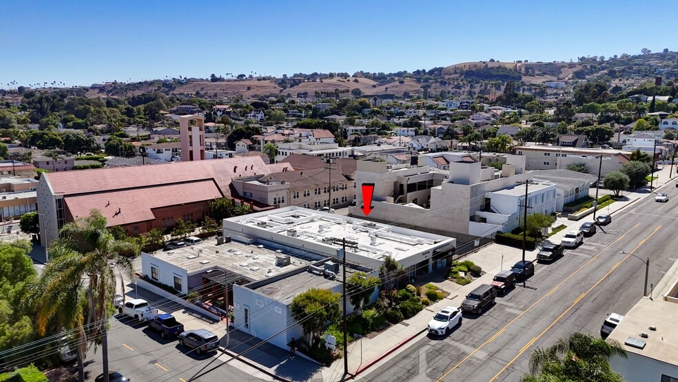 More Photos Of 1411 W 7th St, San Pedro Medical For Sale