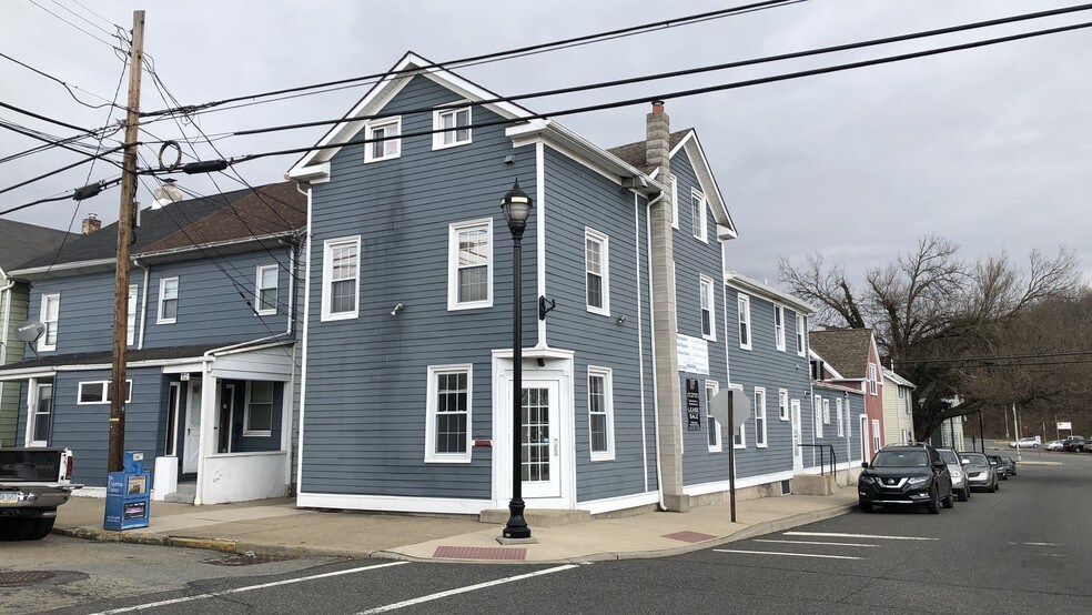 More Photos Of 80 Broad St, Phillipsburg Office Residential For Sale