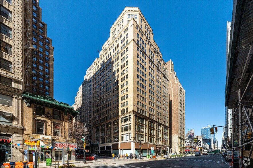More Photos Of 575 8th Ave, New York Office For Lease