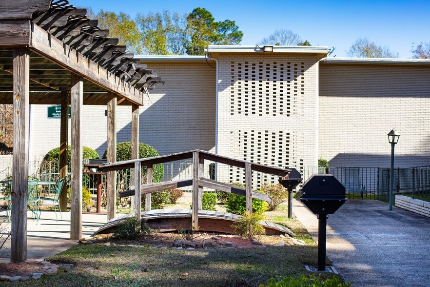 More Photos Of 620 S 28th Ave, Hattiesburg Apartments For Sale