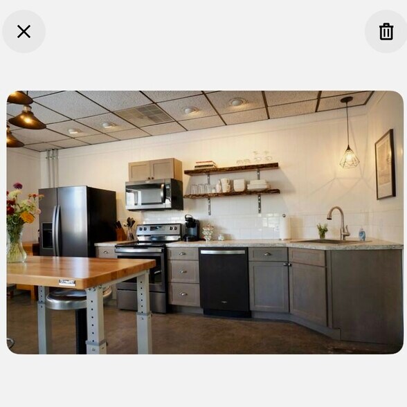 More Photos Of 108 S Main St, Madisonville Office Residential For Sale
