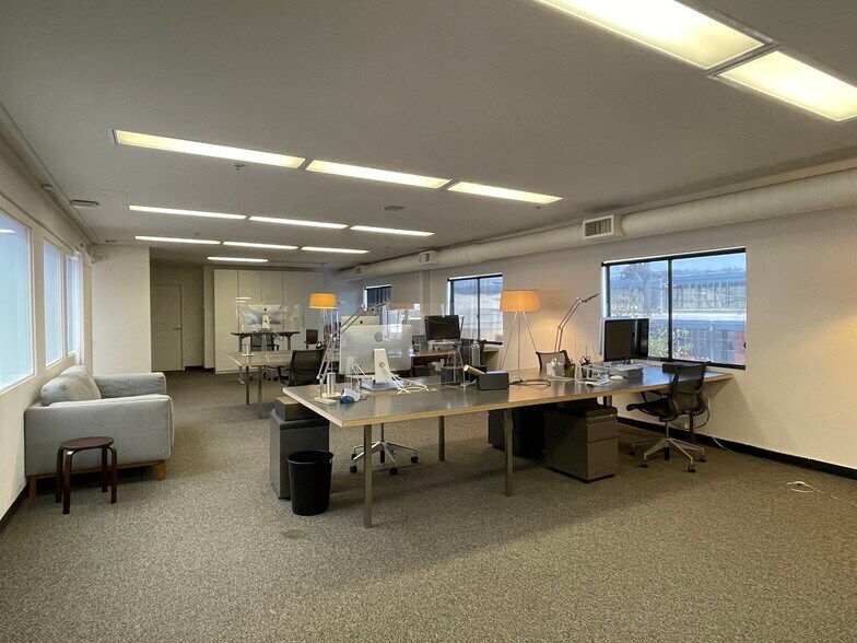 More Photos Of 2390 4th St, Berkeley Office For Lease