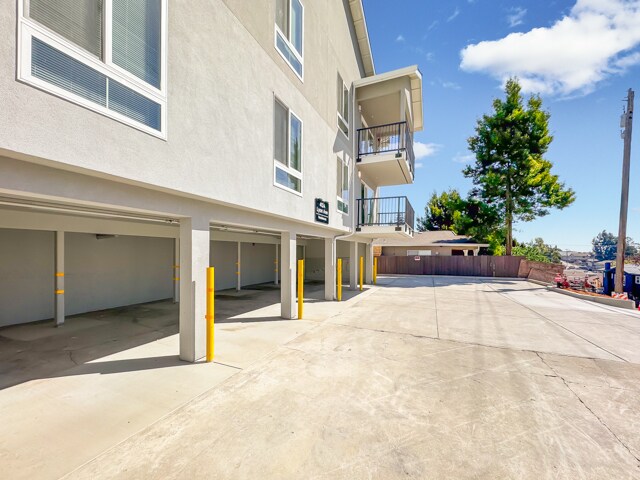 More Photos Of 4124 Lyon Ave, Oakland Apartments For Sale