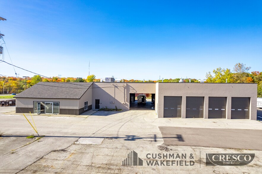 More Photos Of 500 Center St, Chardon Auto Repair For Sale