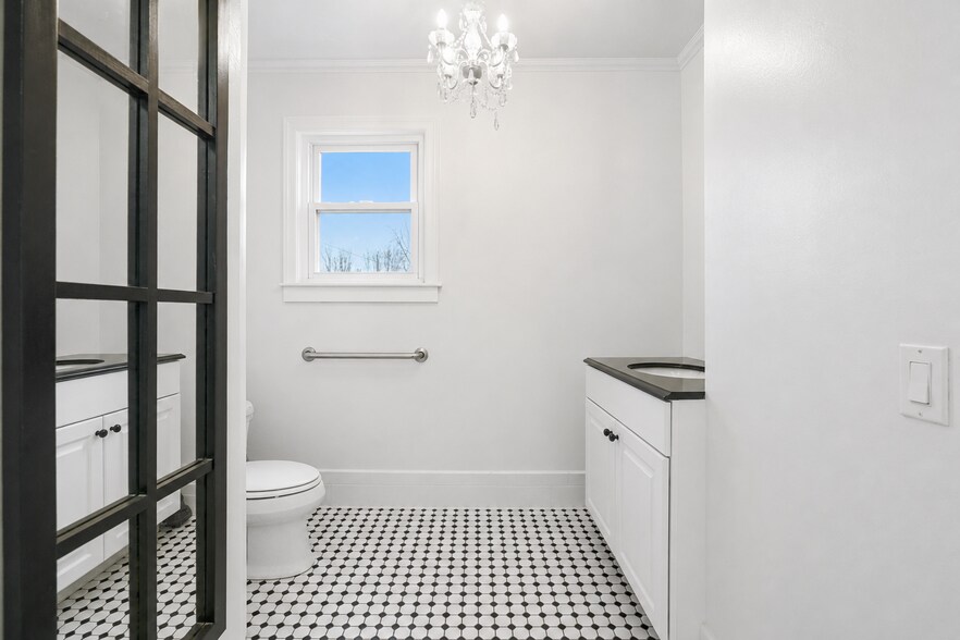 More Photos Of 118 Columbus Ave, Valhalla Office Residential For Lease