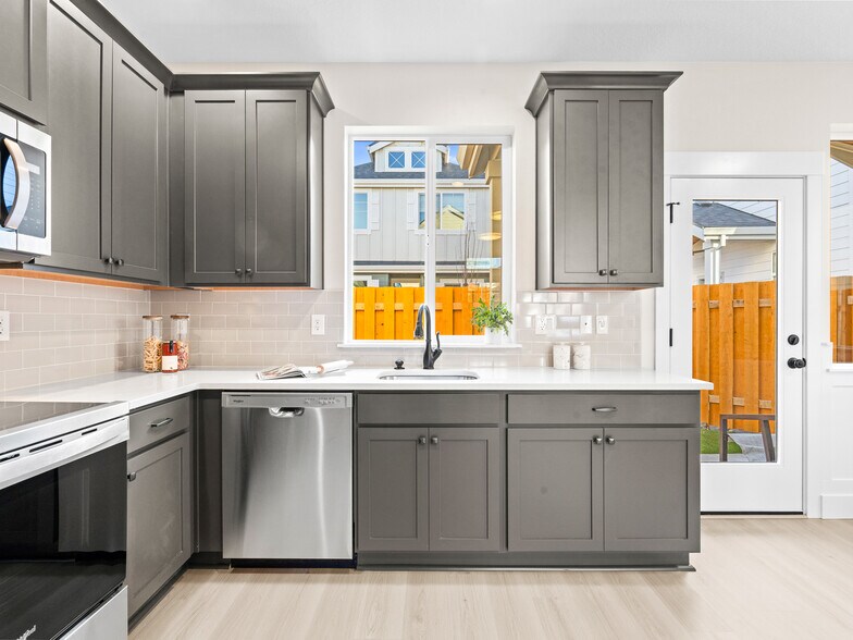 More Photos Of , Portland Specialty For Sale