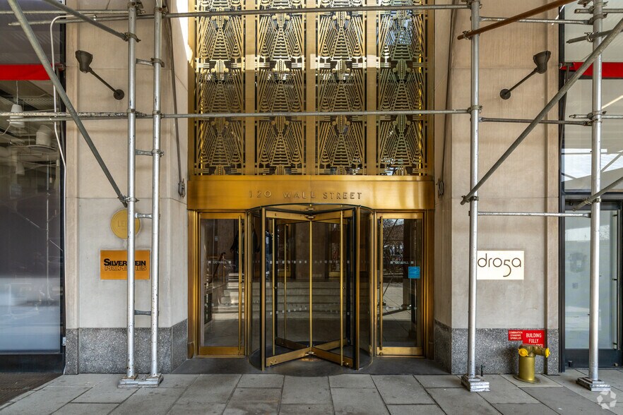More Photos Of 120 Wall St, New York Office For Lease