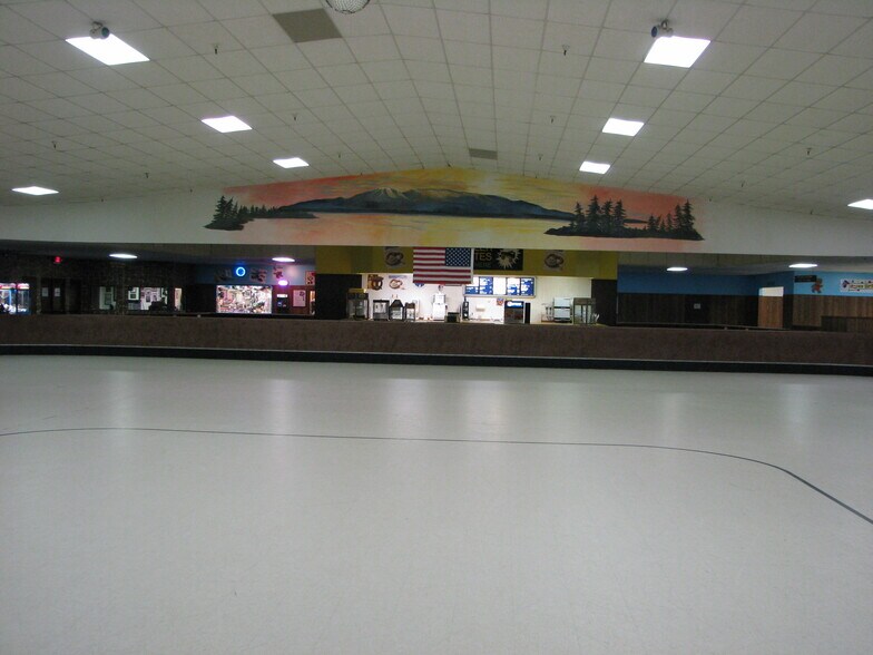 More Photos Of 8100 Homer Dr, Anchorage Skating Rink For Sale