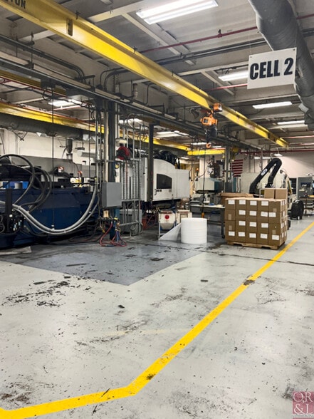 More Photos Of 12 Bridge St, Deep River Light Manufacturing For Sale