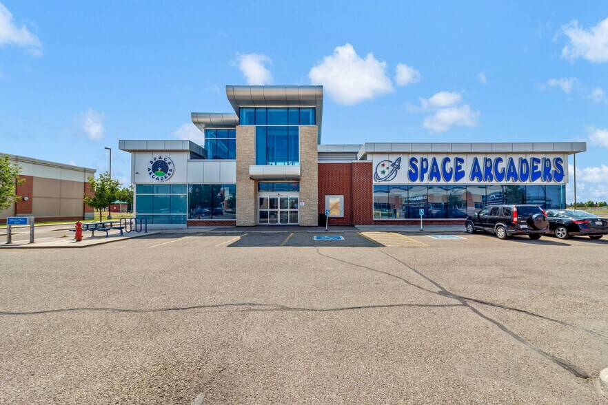 More Photos Of 2350 Division Av NW, Medicine Hat Unknown For Lease