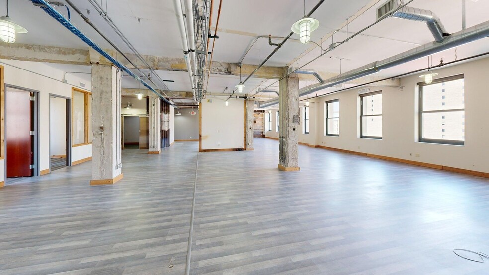 More Photos Of 1017 Olive St, Saint Louis Office For Lease