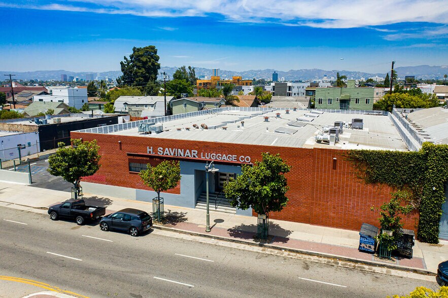 More Photos Of 4625 W Washington Blvd, Los Angeles Warehouse For Lease